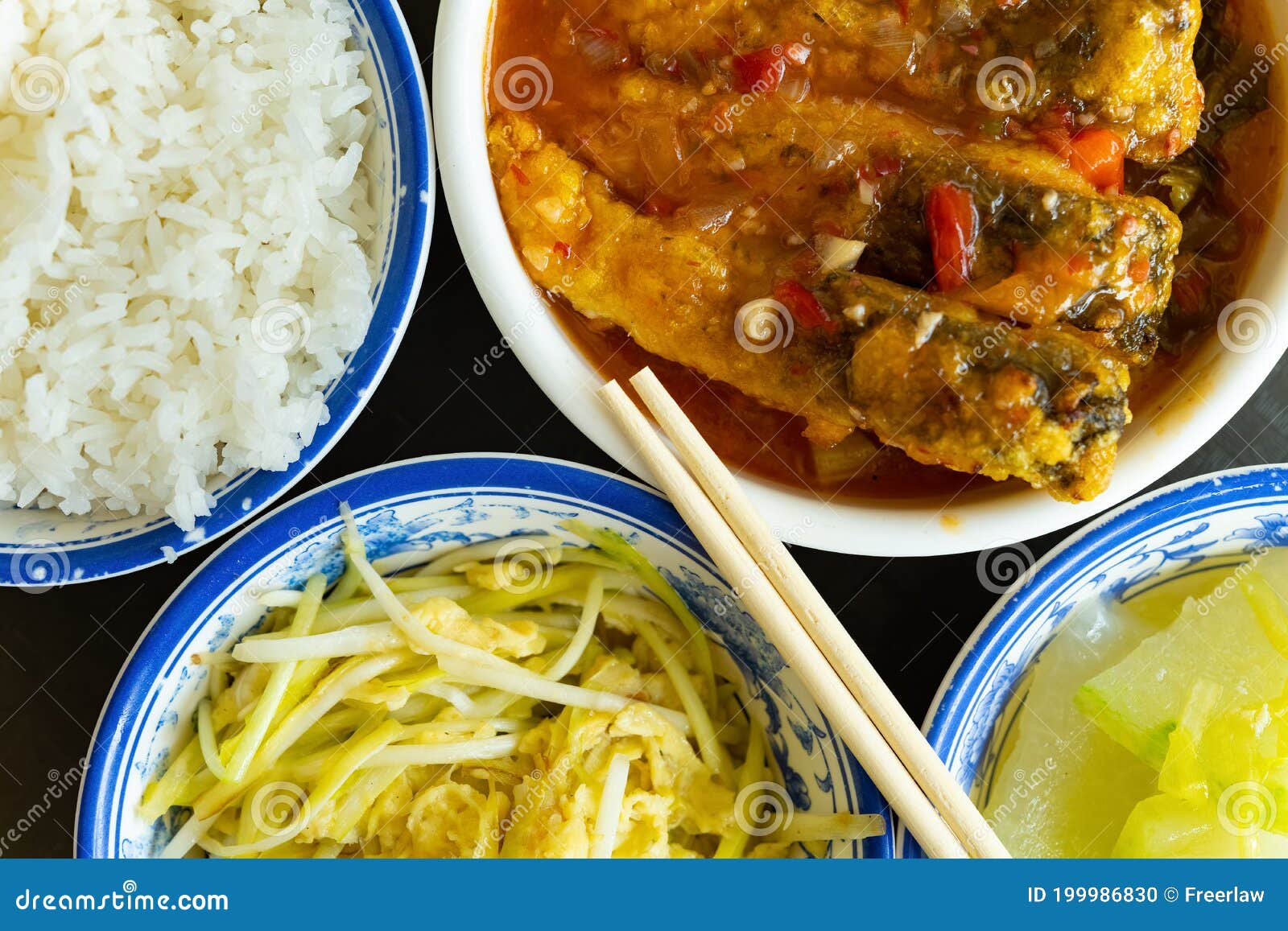 Scrambled Eggs with Hotbed Chives and Deep Fried Fish and Fuzzy Melon