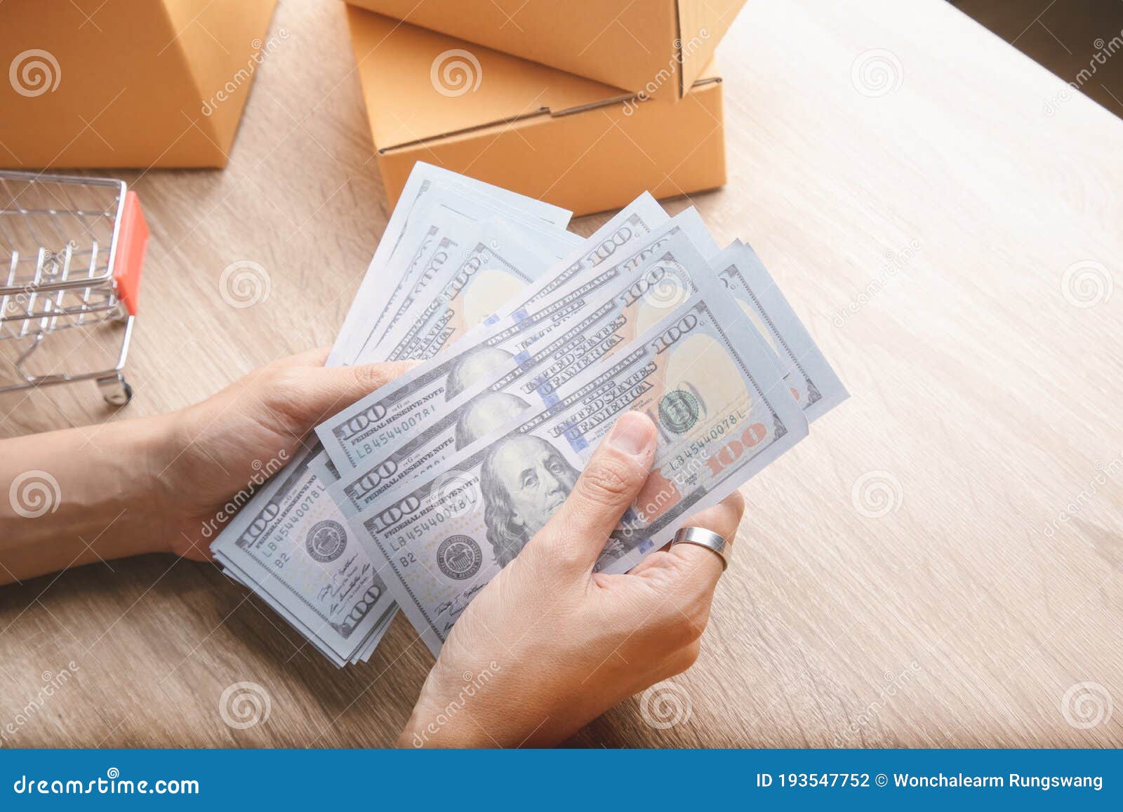 Download 9 823 Money Mockup Photos Free Royalty Free Stock Photos From Dreamstime