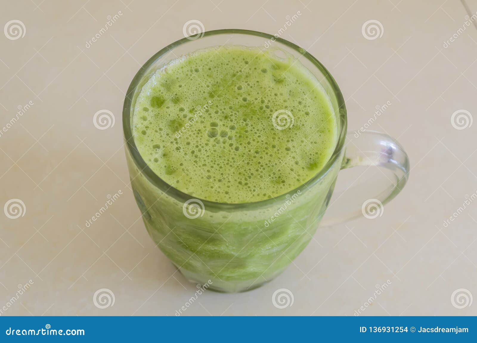 blend of spondias dulcis, spinach, giner, and lime