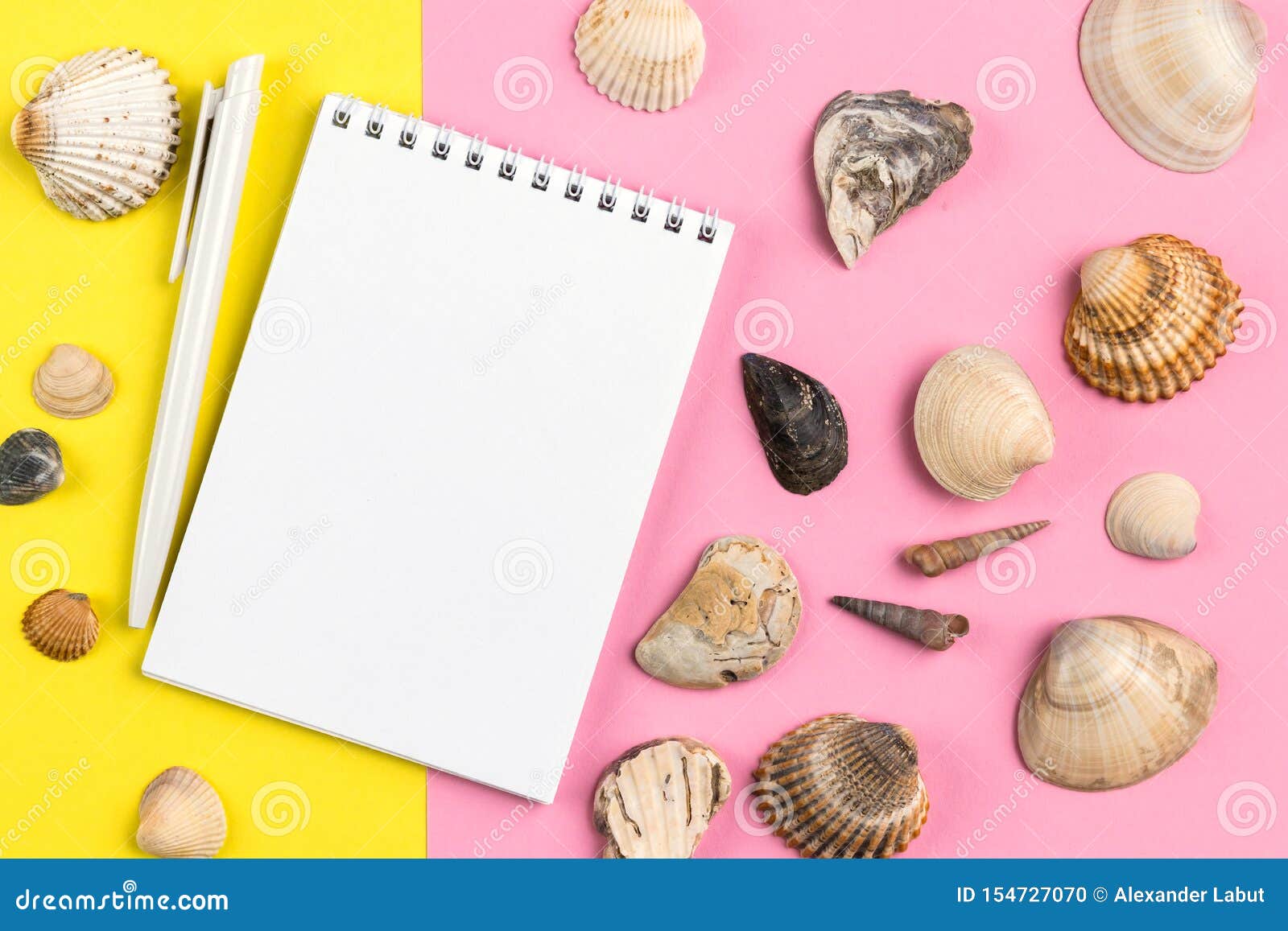 Download 79 222 Yellow Mockup Photos Free Royalty Free Stock Photos From Dreamstime
