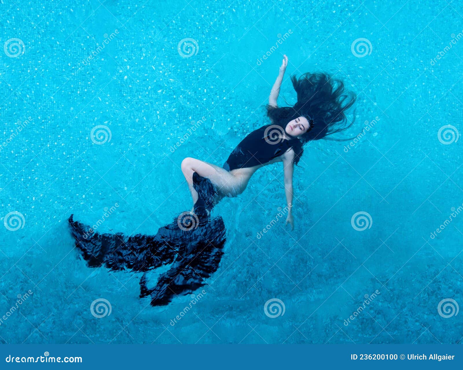 Sexy Underwater Ballet