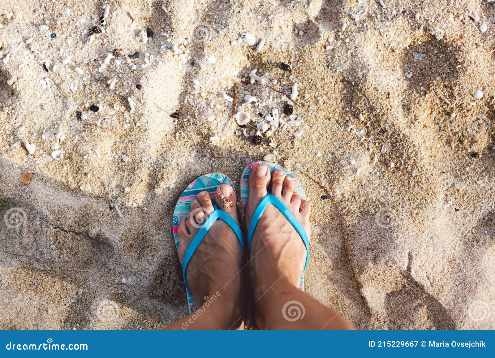 Top View Woman Feet on Golden Sandy Beach. Selfie of Legs in Sandals ...