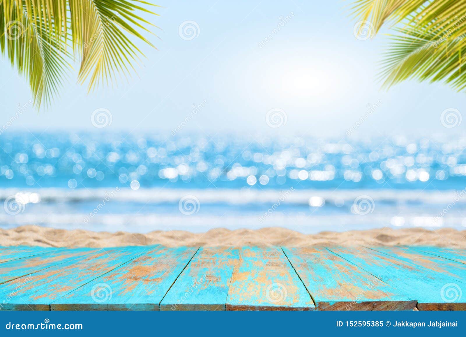 empty ready for your product display montage. summer vacation background concept