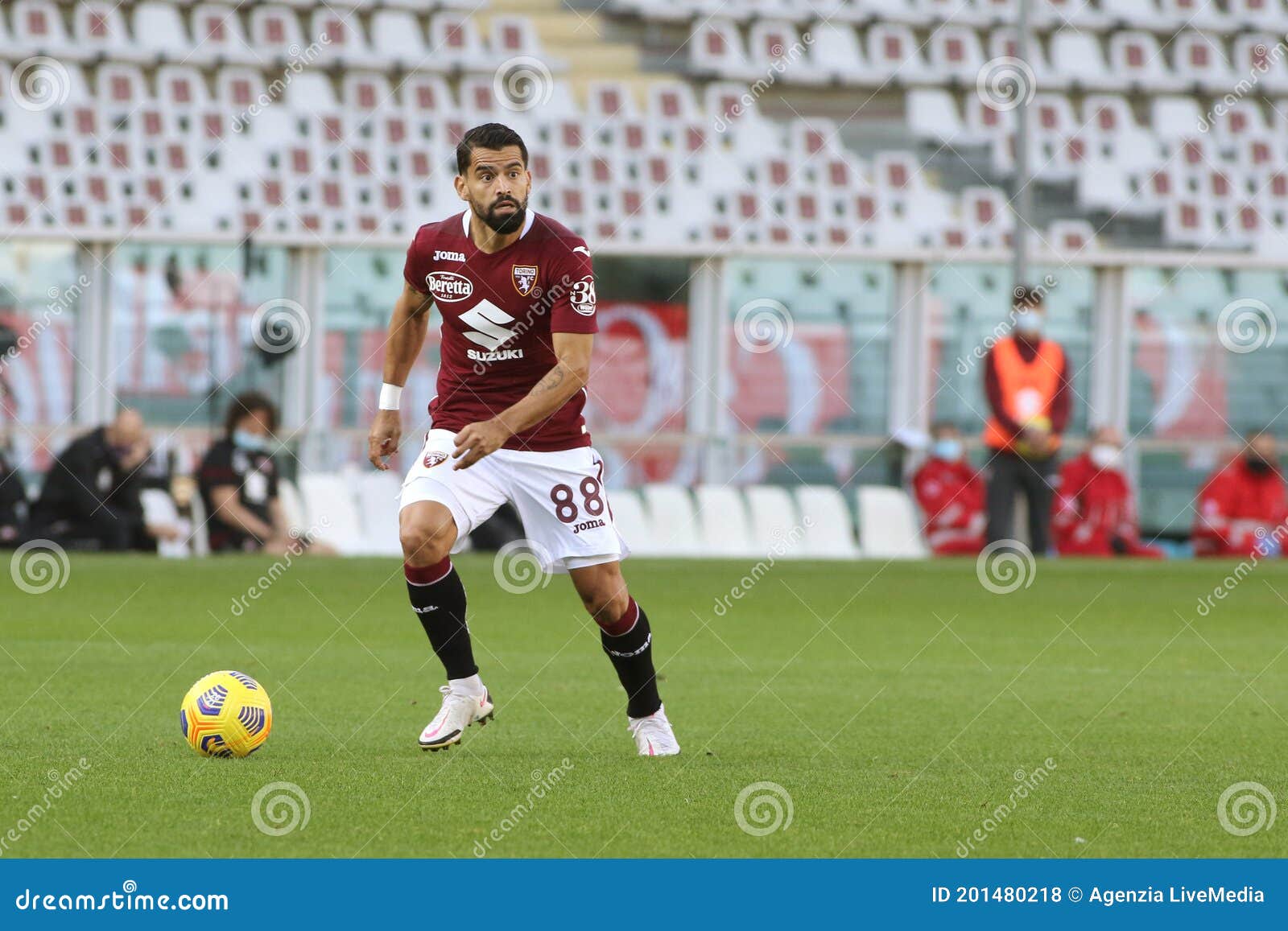 Torino FC vs FC Crotone editorial photo. Image of football - 201480201