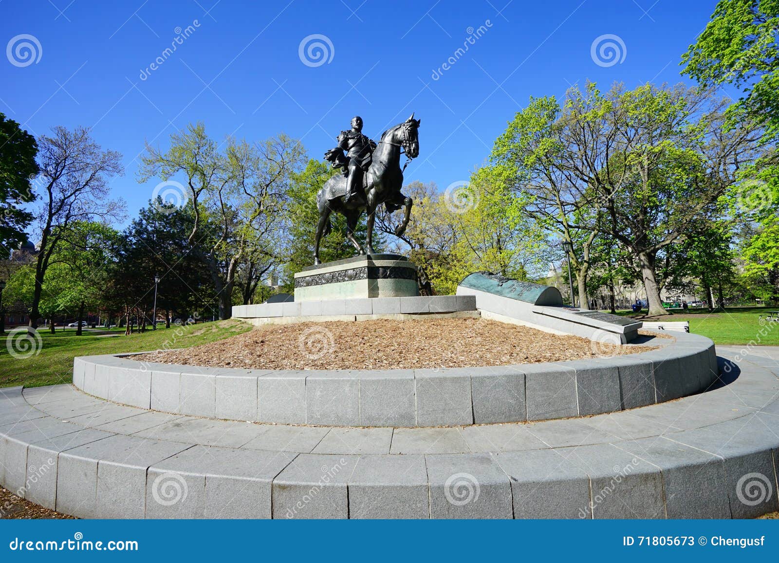 Toronto downtown statue editorial stock photo. Image of landscape