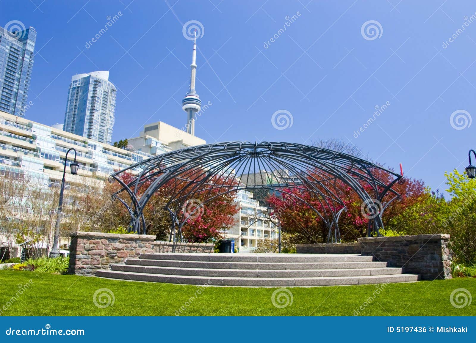 Toronto Music Garden stock photo. Image of landmark, jetty 5197436