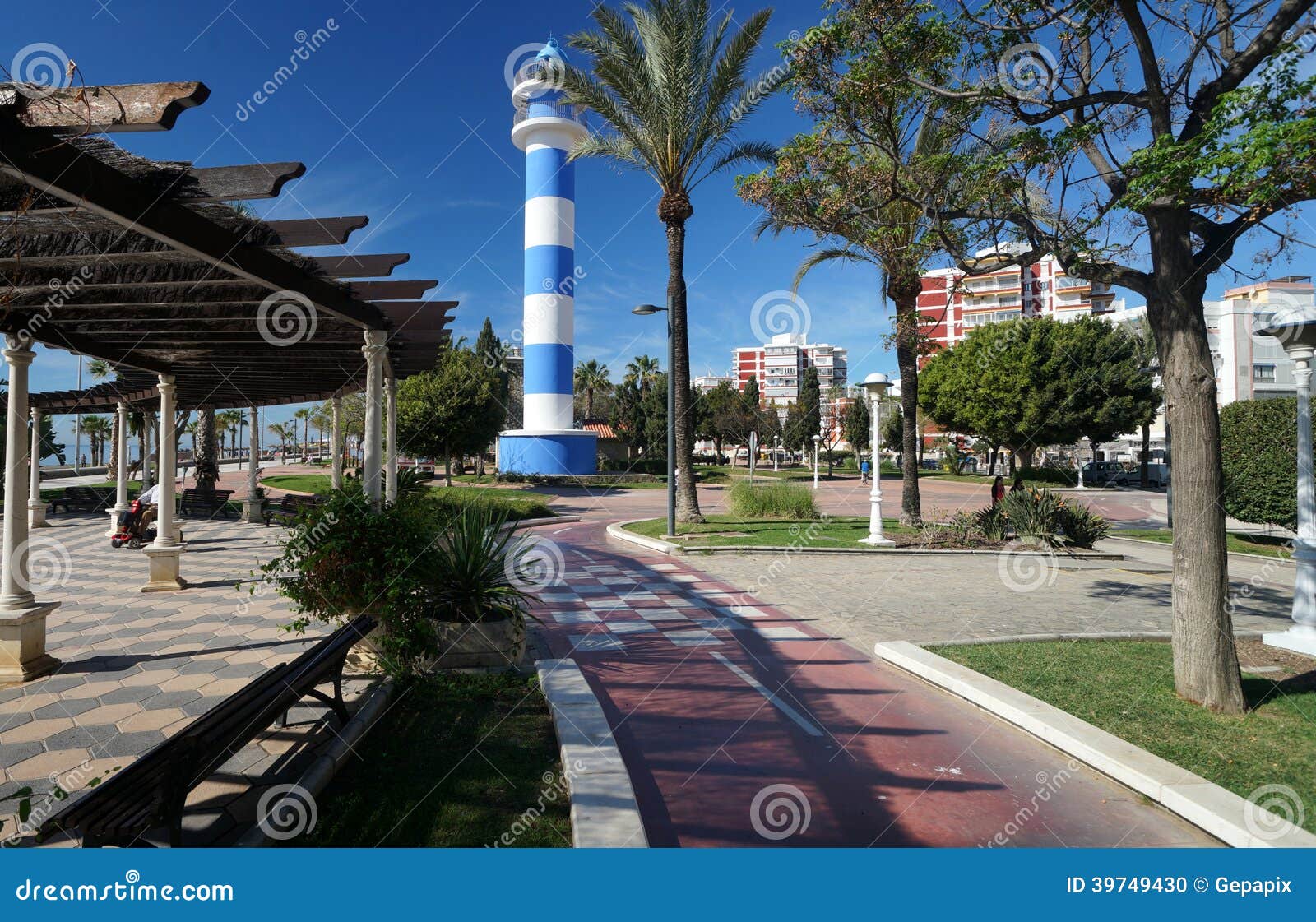 Torre Del Mar redaktionell foto. Bild av andalusien, träd - 39749430