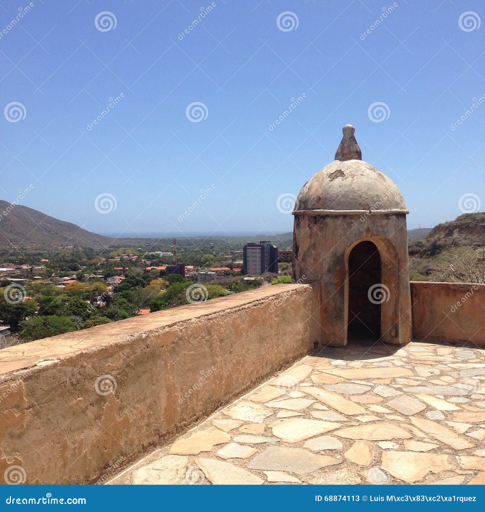 torre vigilancia castle