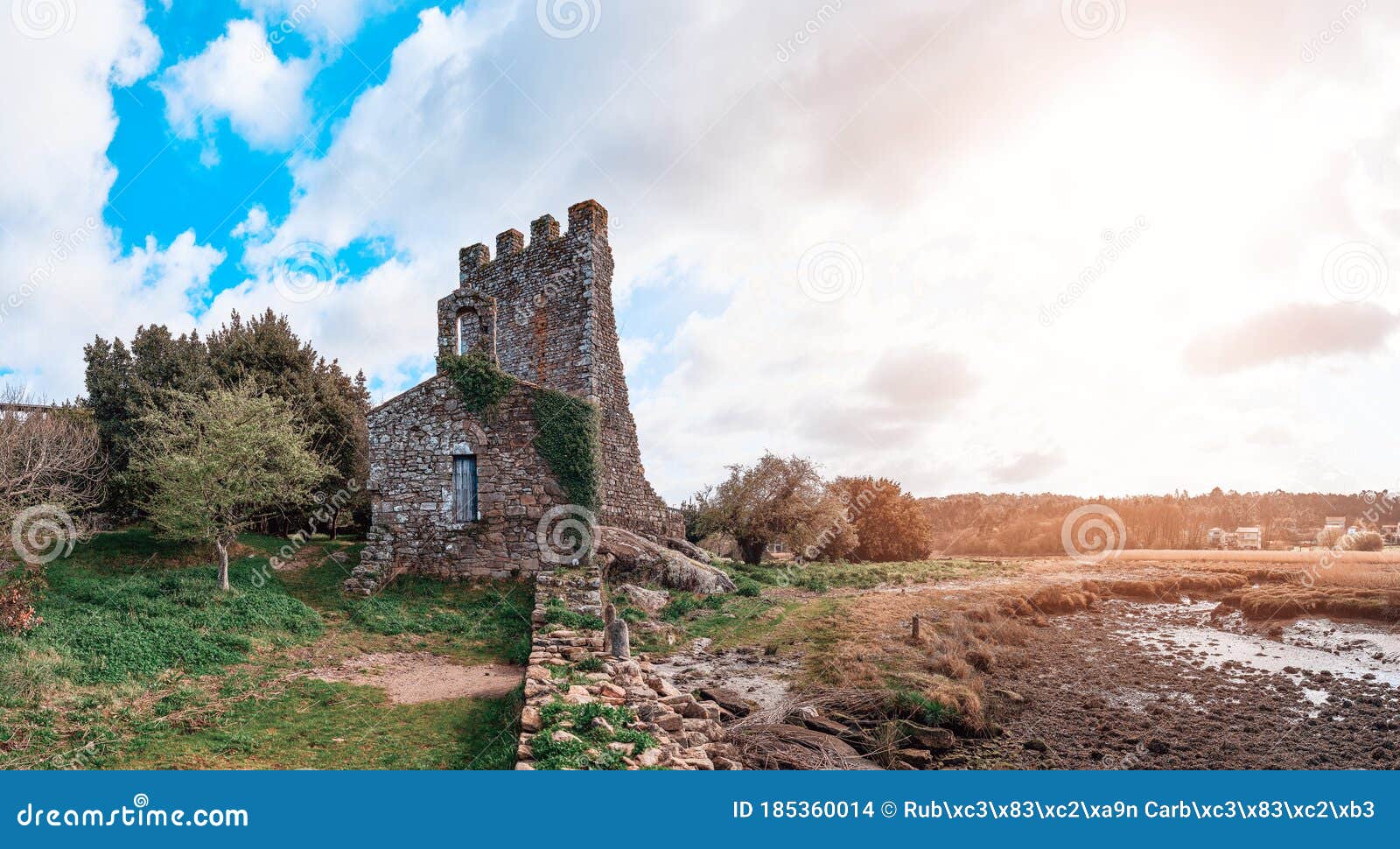 torres del oeste ruins in galicia