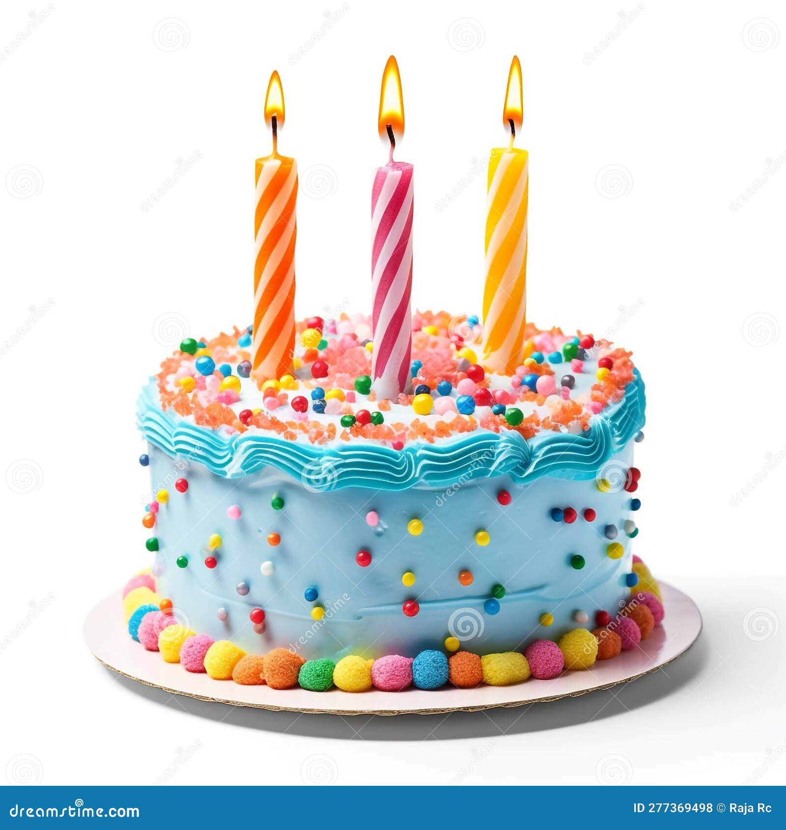 Torta Di Compleanno Con Candele Su Sfondo Bianco Illustrazione di Stock -  Illustrazione di forno, colorato: 277369498