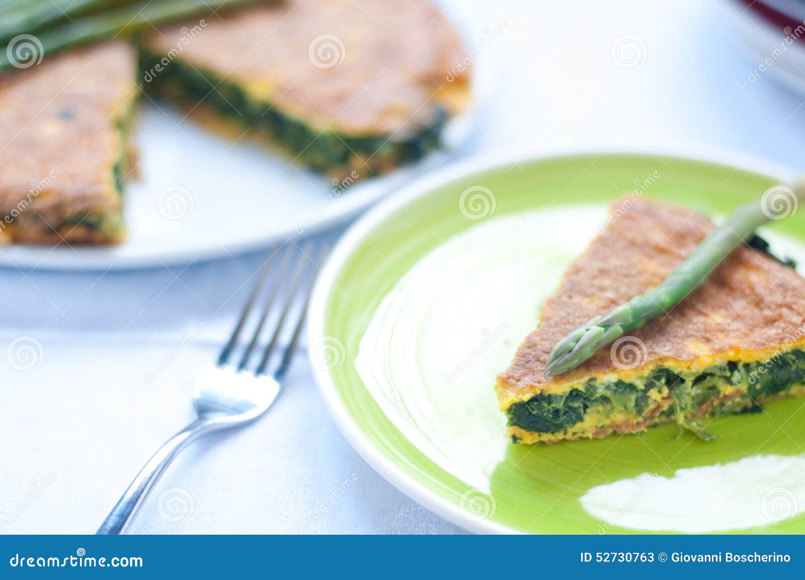 Tortilla Del Huevo Con Espinaca Imagen de archivo Imagen de cocina