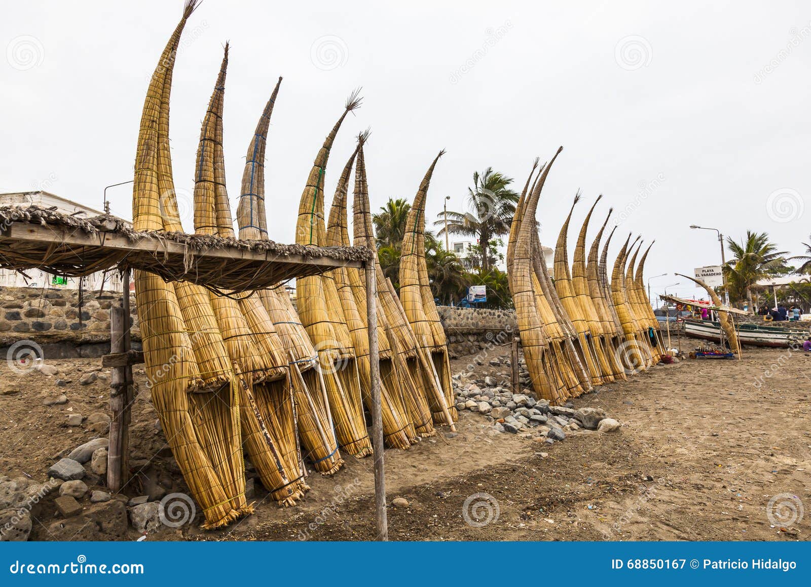 totora horses (caballito de totora)