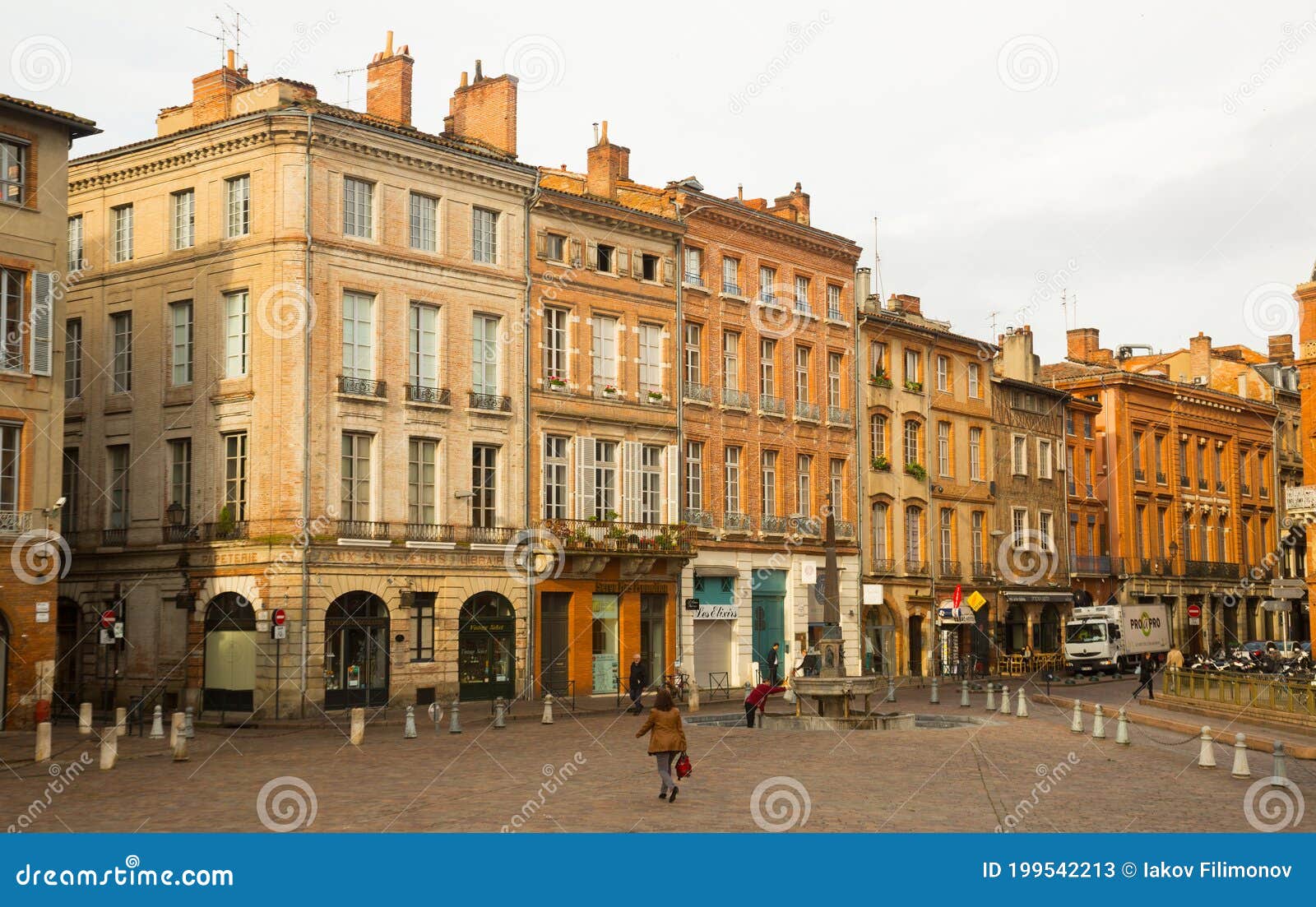 Streets of Toulouse editorial stock photo. Image of colour - 199542213