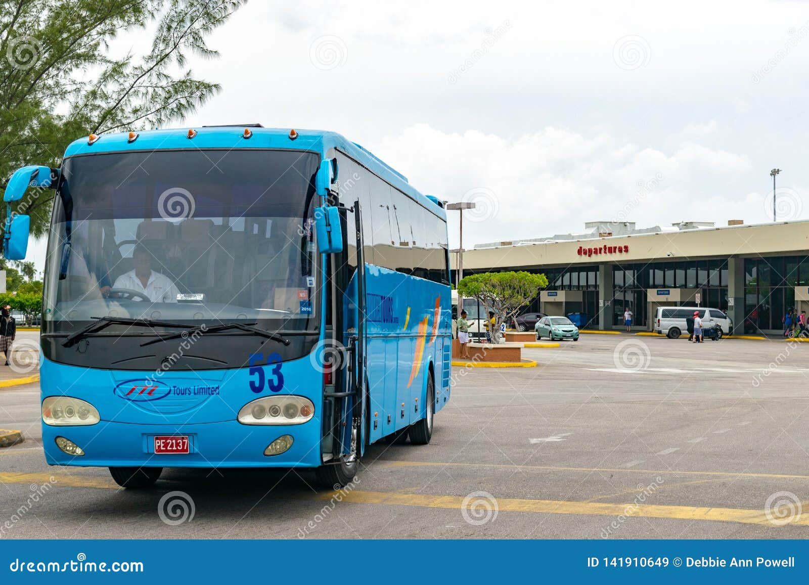 tour buses in jamaica