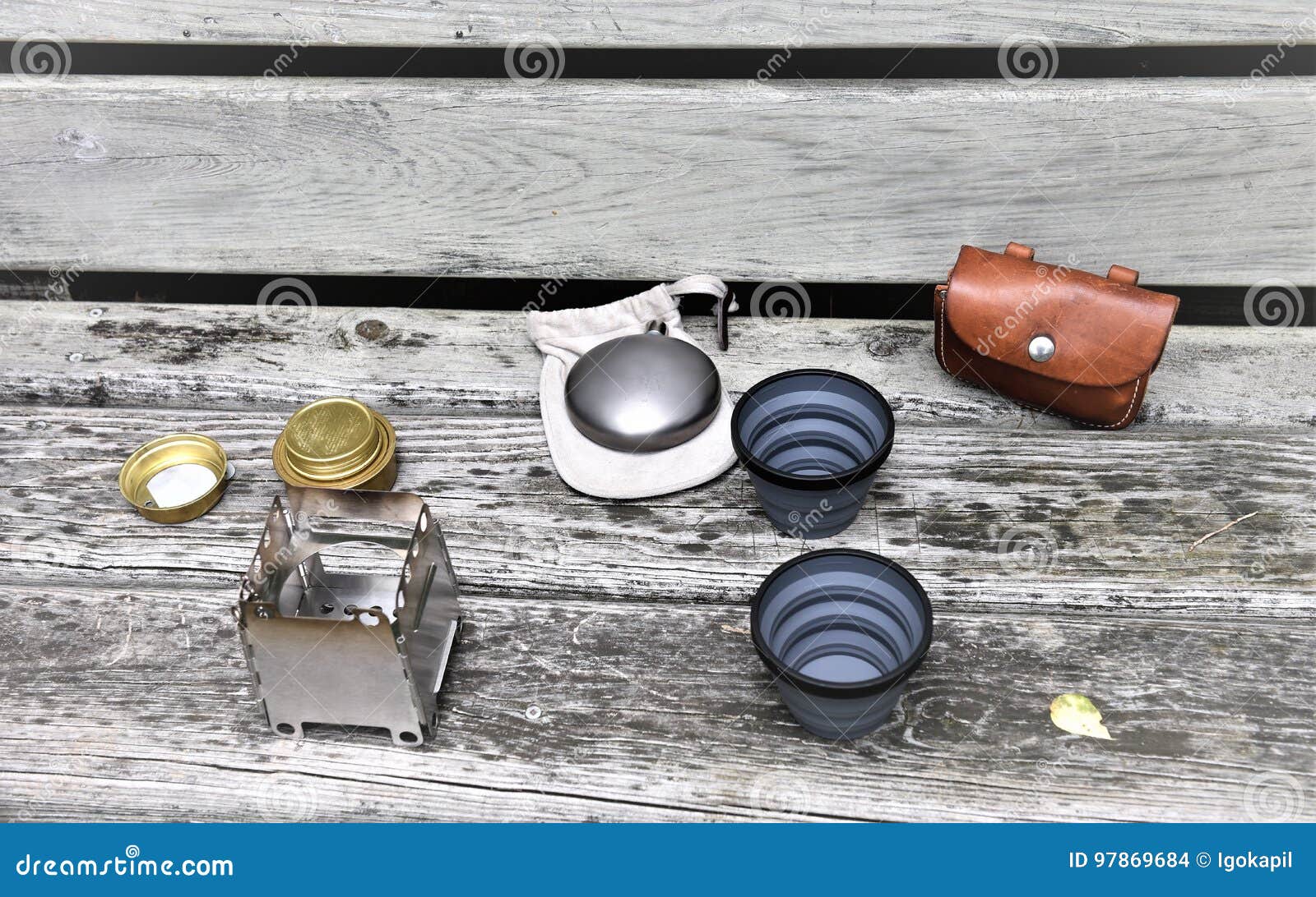 tourist items preparation meal without matches