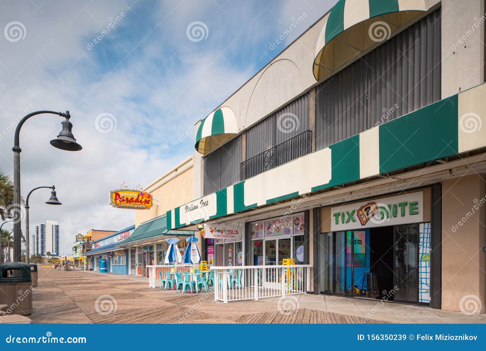 tourist shops near me