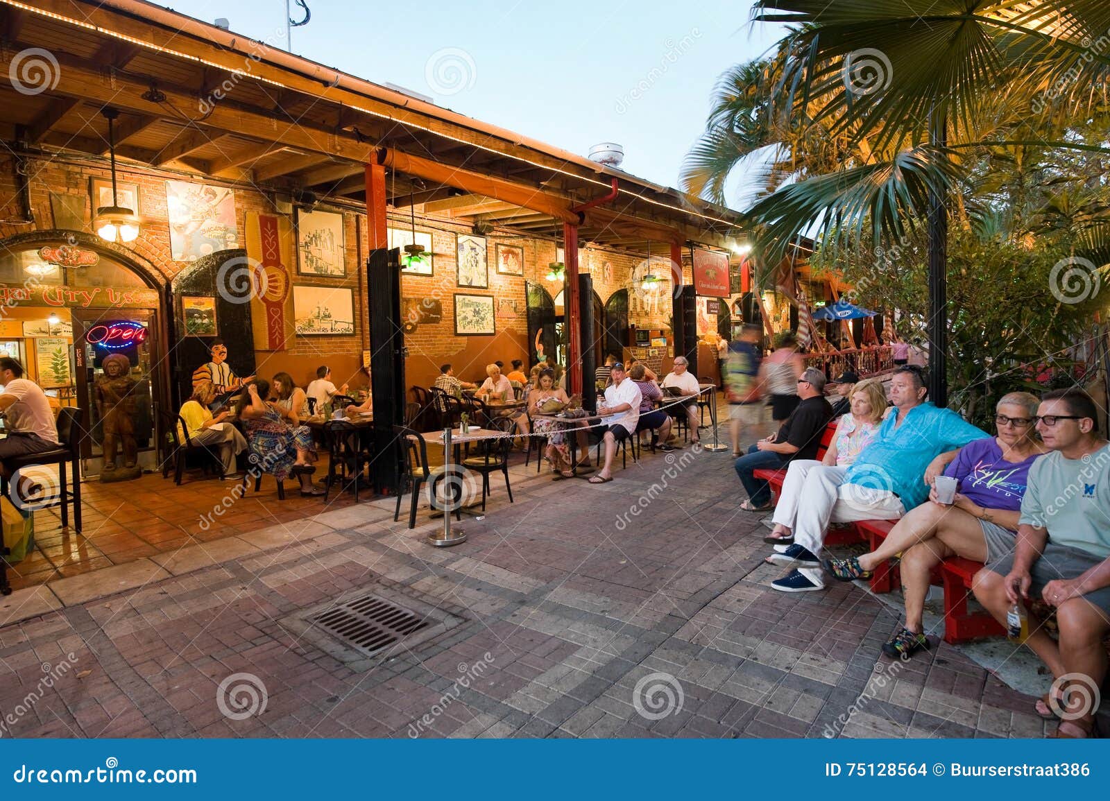 Tourists in Key West editorial stock image. Image of outdoors - 75128564