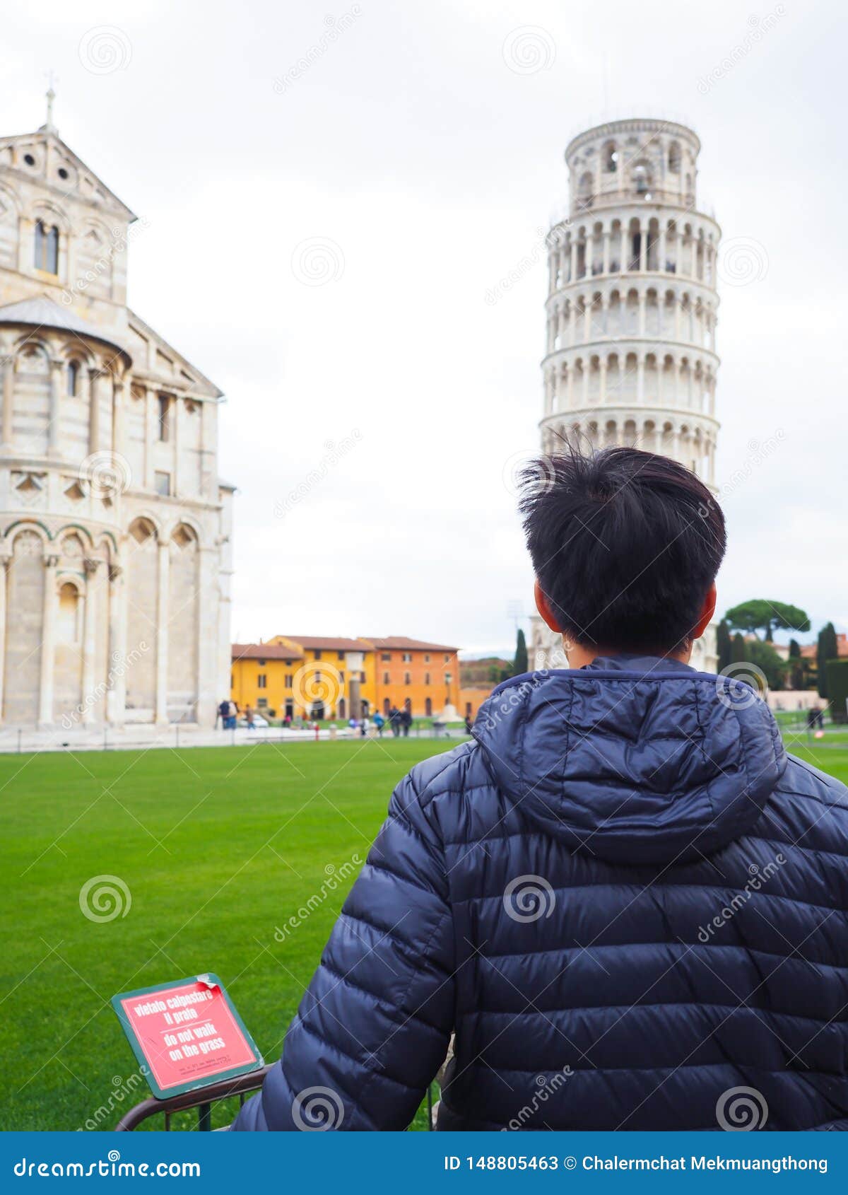 travel man pisa