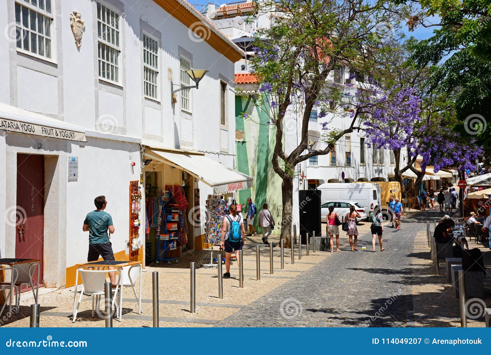 Lagos shopping portugal in Shopping in