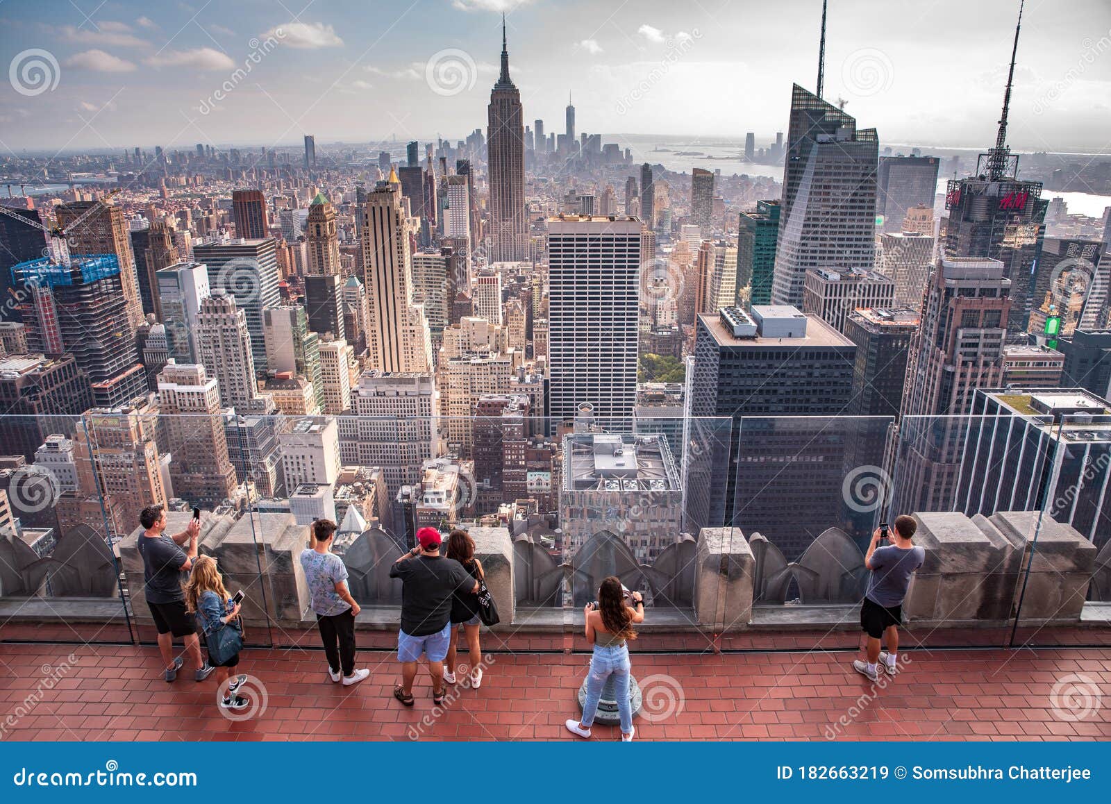 Tourists Watching Over New City from of the Rock` Observatory of Center Editorial Stock Image - Image of deck, travel: 182663219