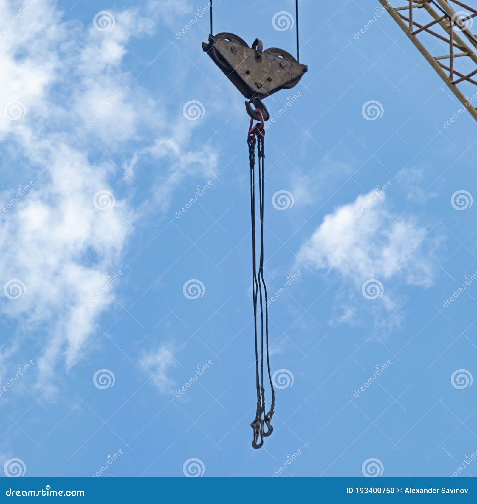 https://thumbs.dreamstime.com/z/tower-crane-load-hook-safety-lock-slings-hooks-forged-single-horned-cargo-193400750.jpg