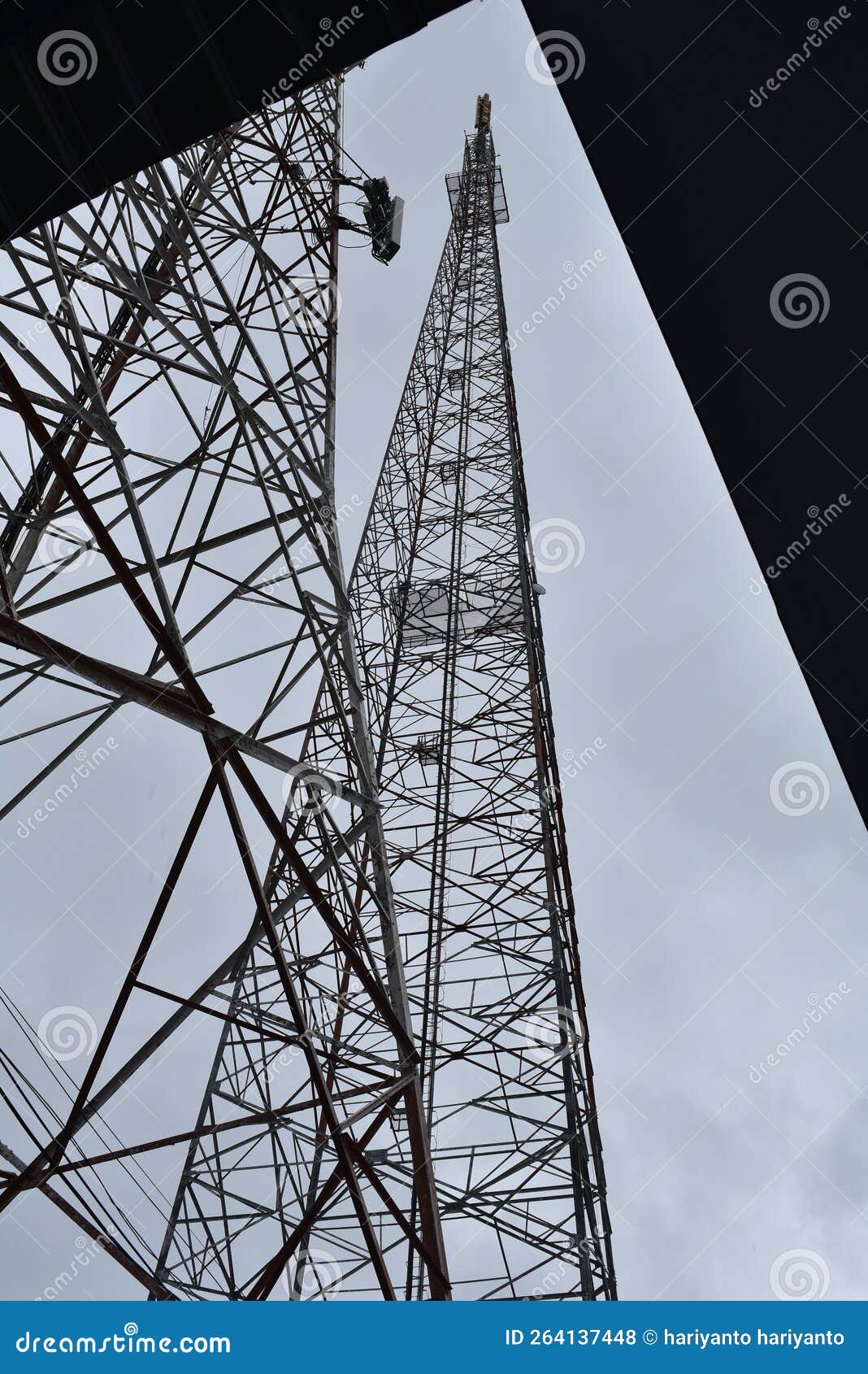 tower transmision digital