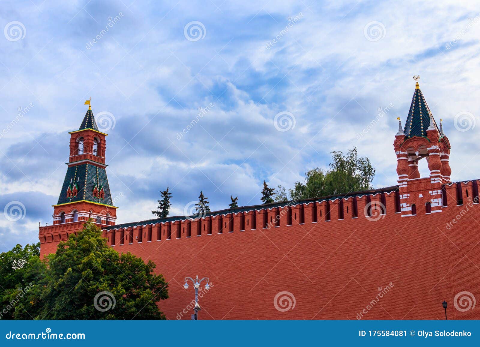 Towers Of Moscow Kremlin And Kremlin Wall In Centre Of Moscow Russia Stock Image Image Of Citadel Museum