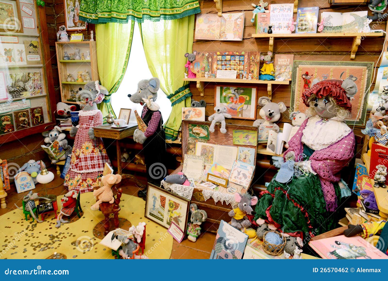 Toy mouse dolls editorial photography. Image of puppet 26570462