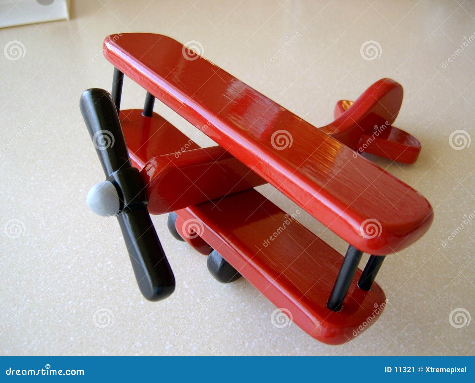 toy plane with retractable wheels