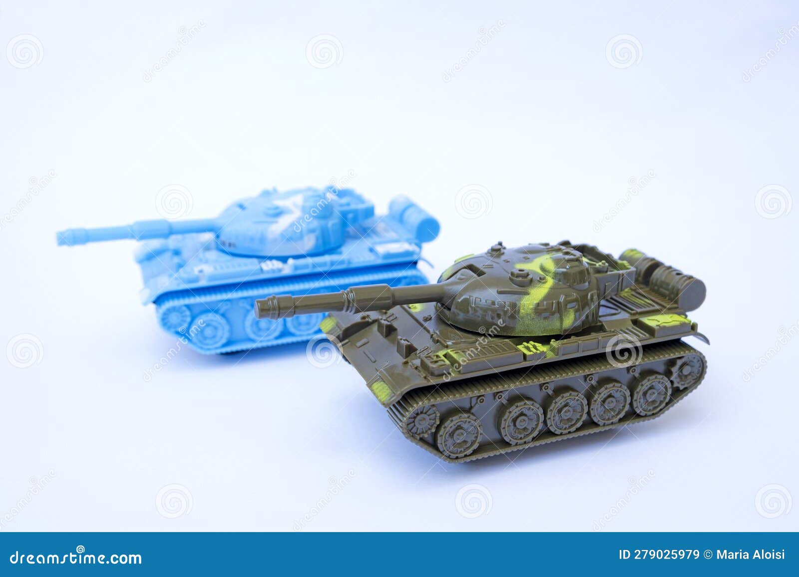 toy tanks