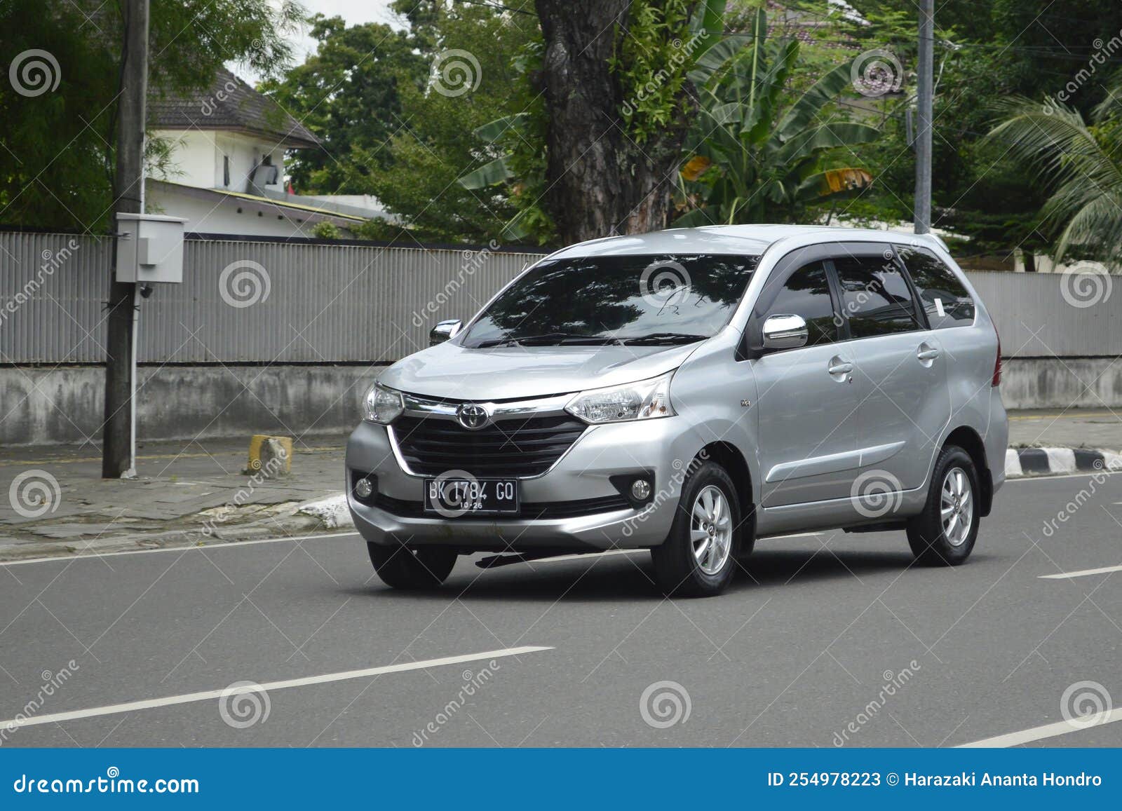 2016 redaktionelles stockfoto. Bild von limousine, toyota - 254978223