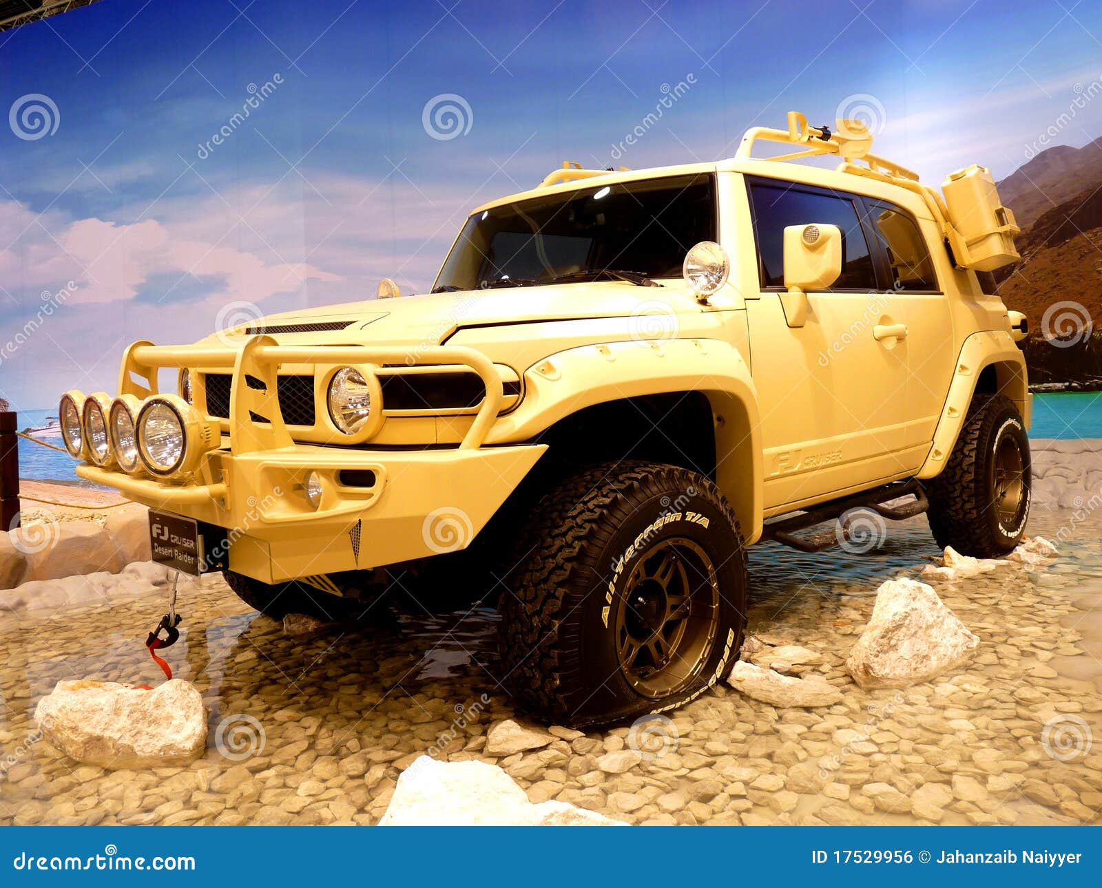 Toyota Fj Cruiser Desert Editorial Photo Image Of Modern 17529956