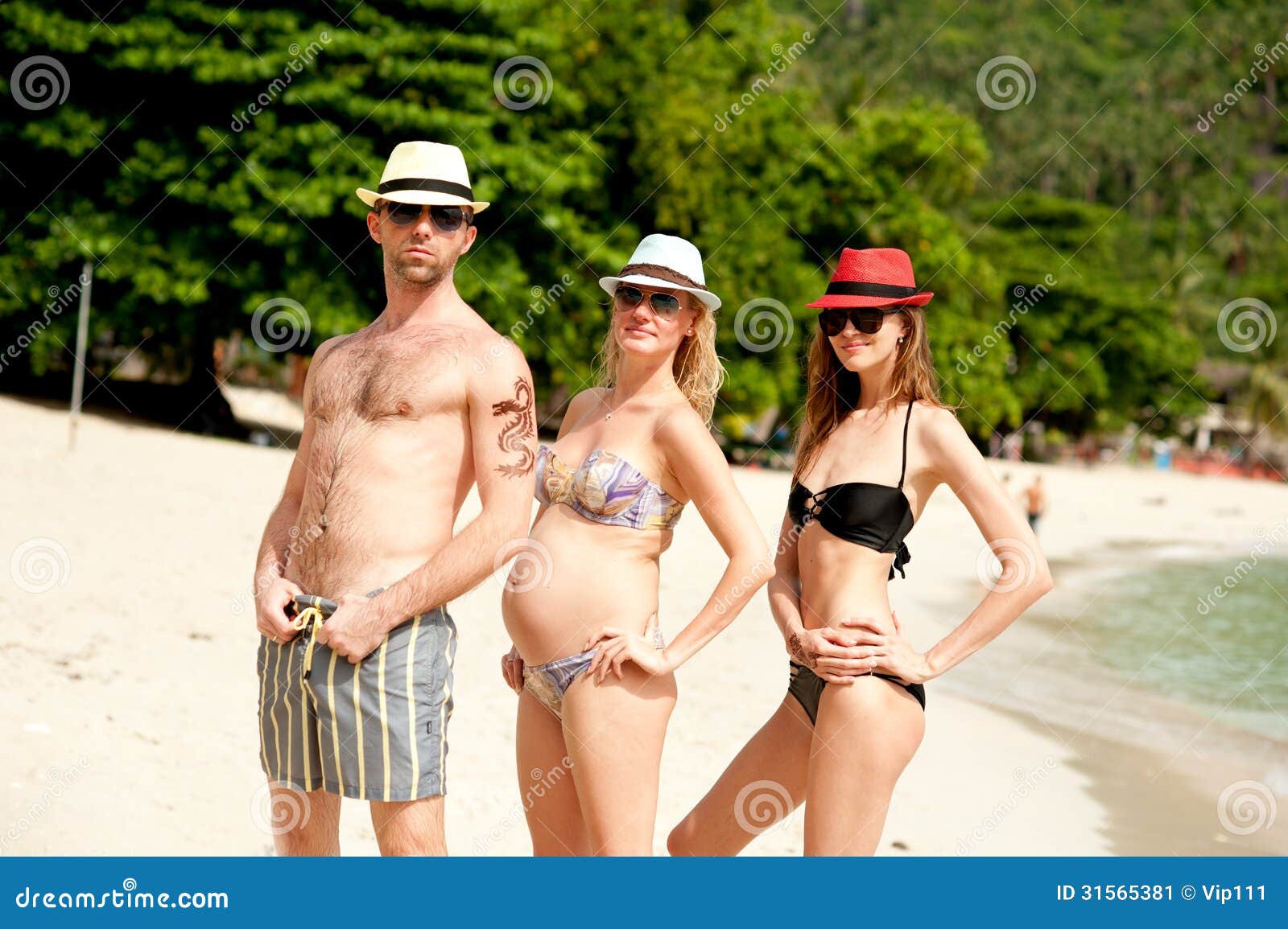 Trio en la playa