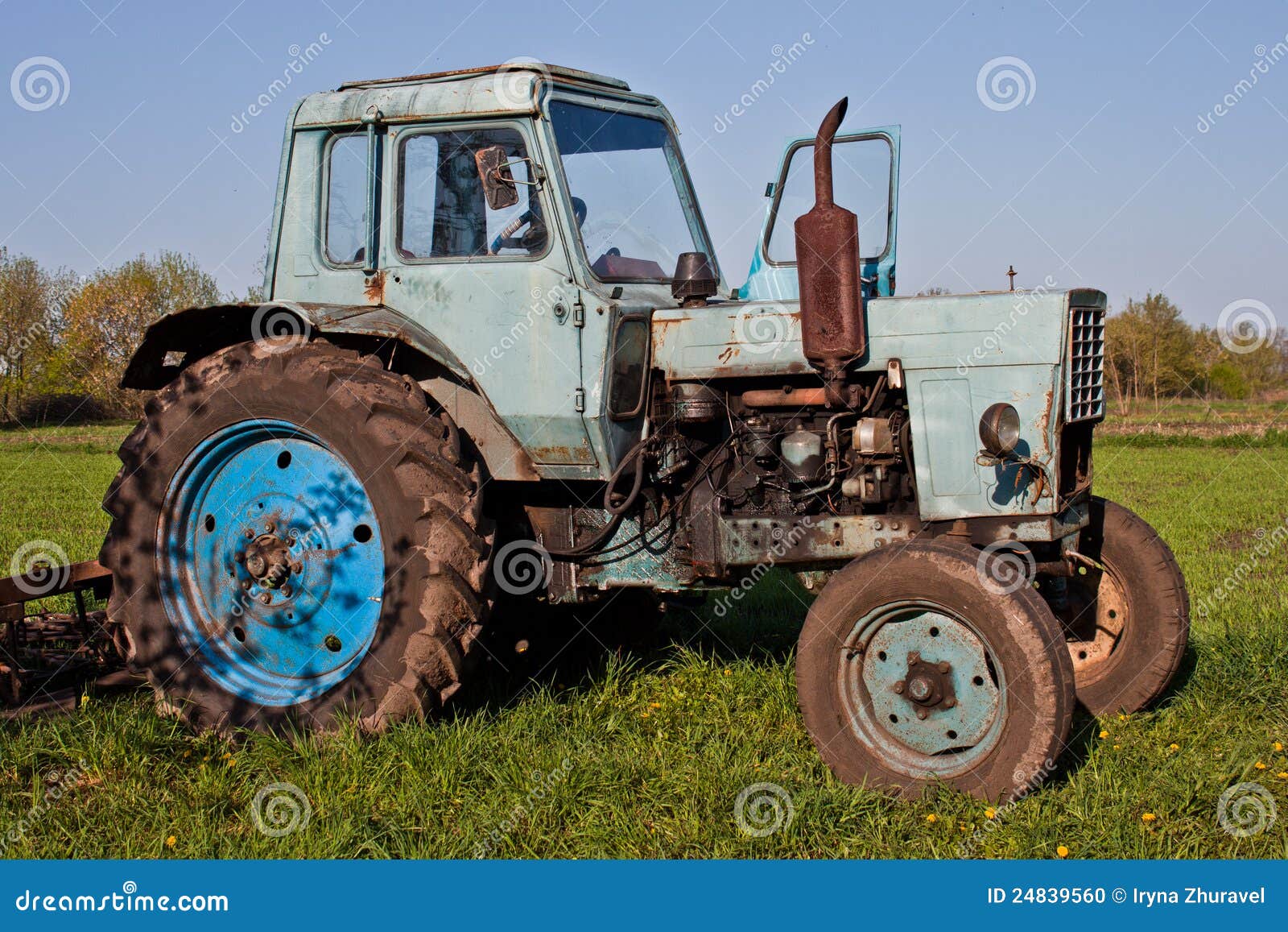 Tractor stock photo. Image of hillside, temecula, blue 24839560