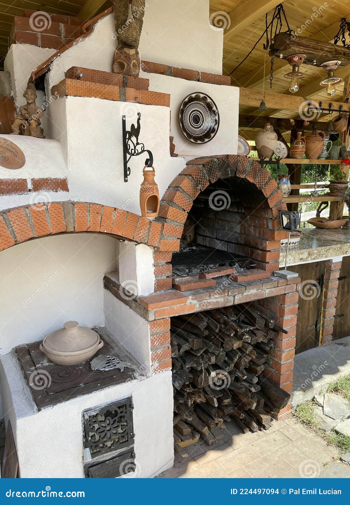 Traditional Bricks Oven in Horezu Stock Photo Image of oven, craft