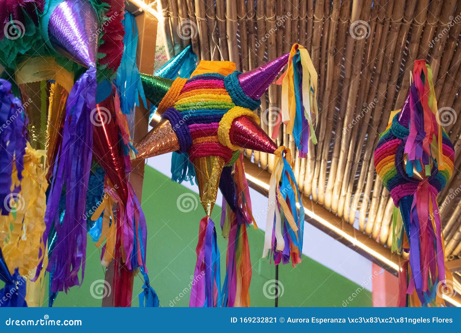 https://thumbs.dreamstime.com/z/traditional-colorful-mexican-pinatas-decoration-market-oaxaca-de-juarez-mexico-traditional-colorful-mexican-pinatas-169232821.jpg