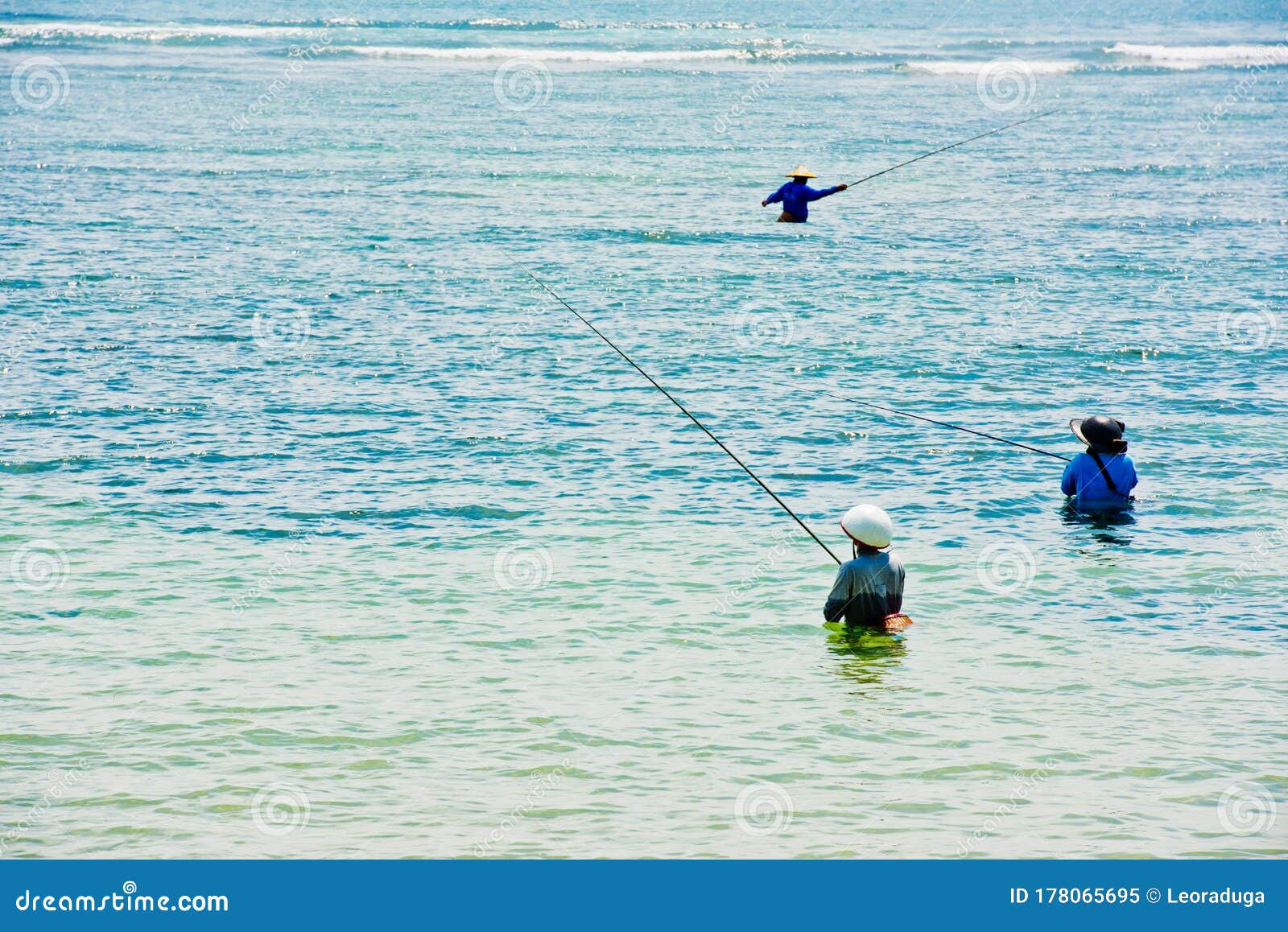 Traditional Fisherman Fishing Rod Catches the Fish in the Bay. Stock Image  - Image of ocean, summer: 178065695