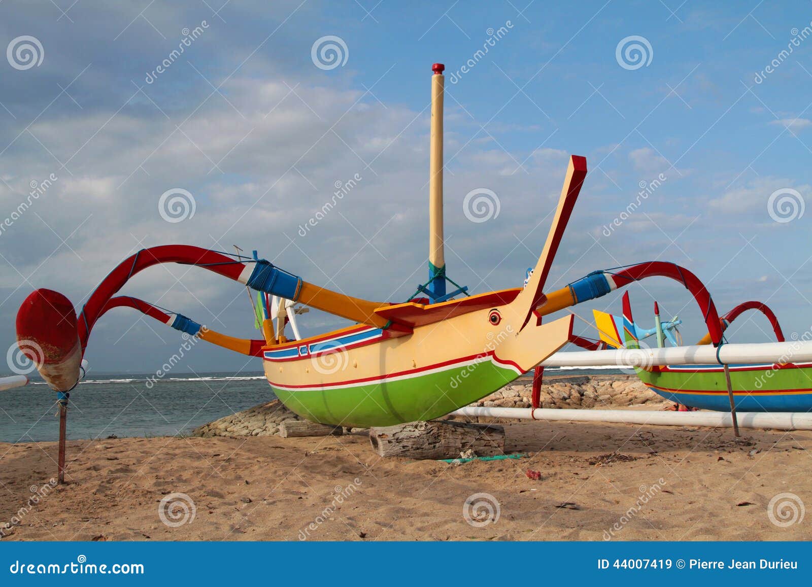 Traditional Fishiing Boat On The Beach Of Sanur. Editorial Stock Image 