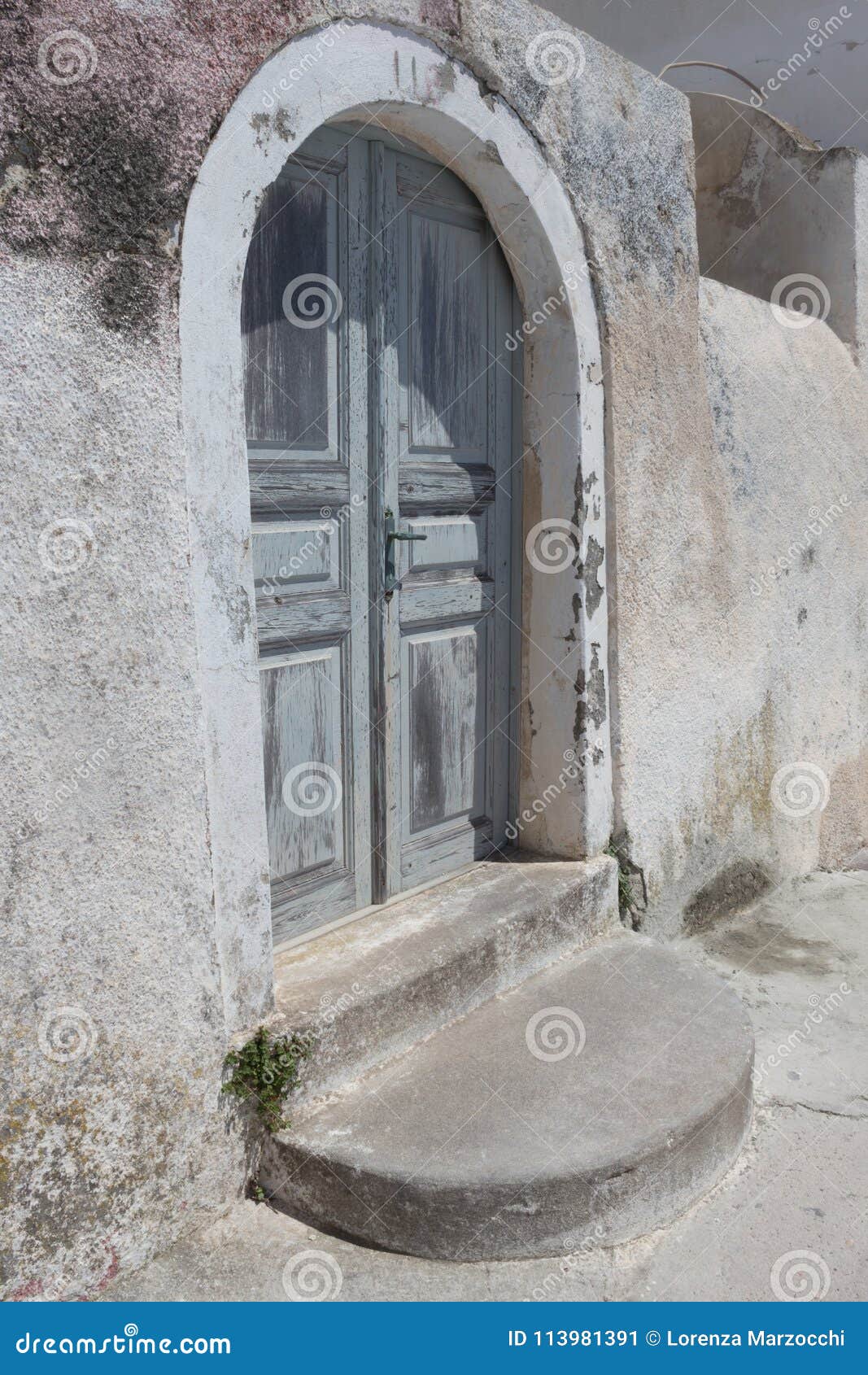 Traditional Greek Home On Santorini With Worn Doorway And Stone Step Stock Image Image Of Europe House