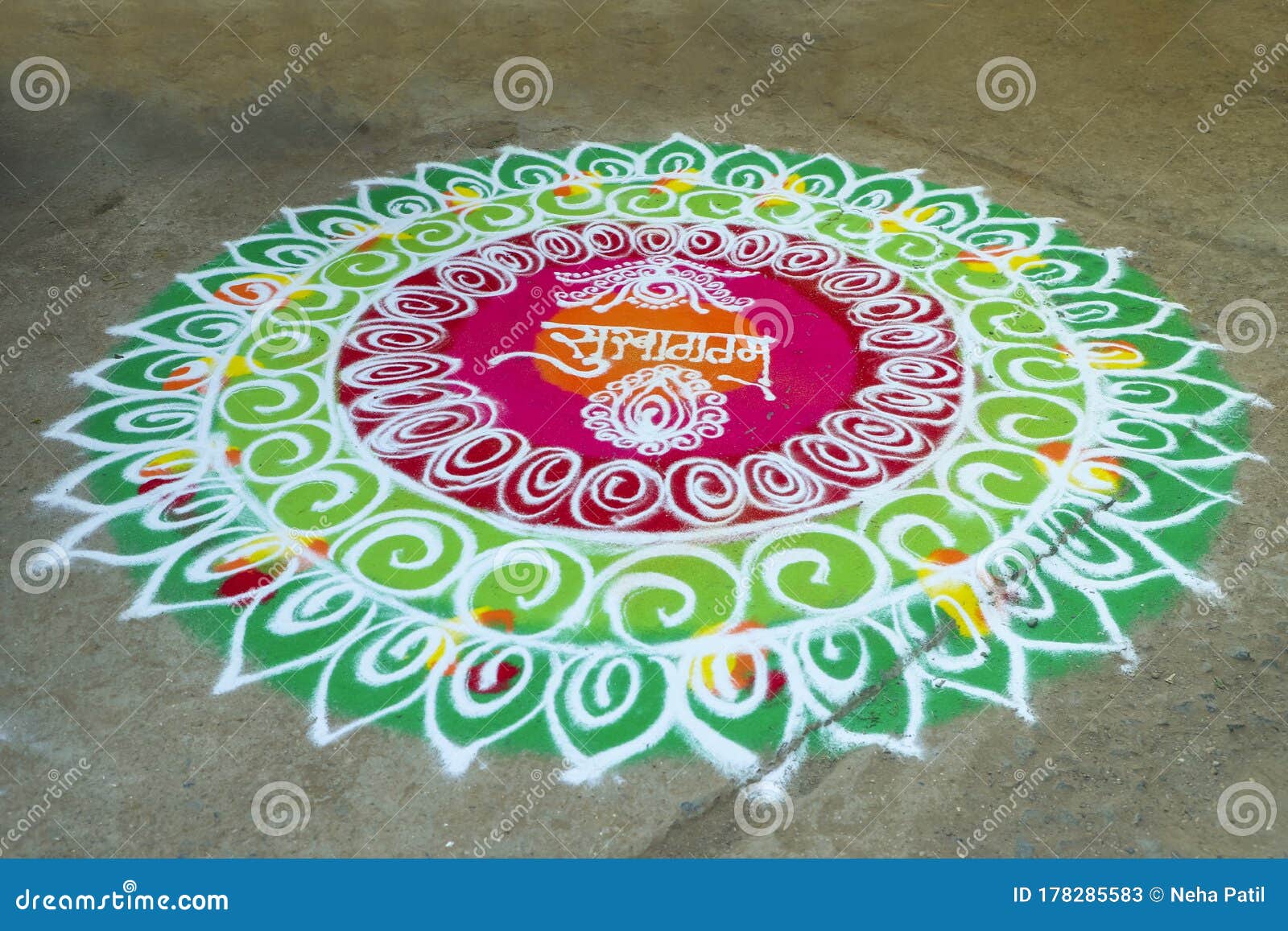 Traditional Indian Wedding Ceremony in Hinduism : Rangoli Design ...