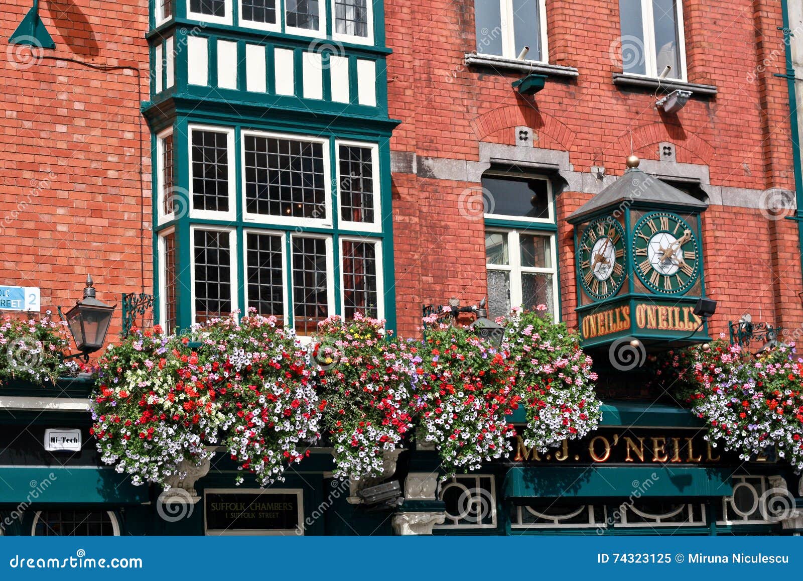 Traditional Irish Pub, Dublin, Ireland Editorial Image Image of