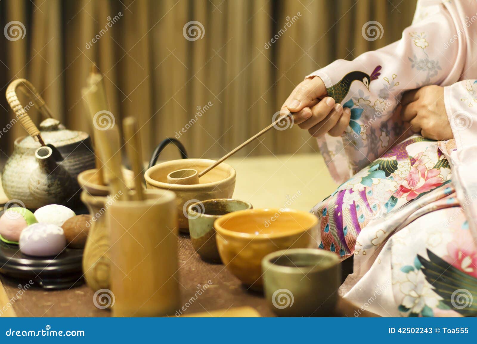 traditional japanese tea ceremony