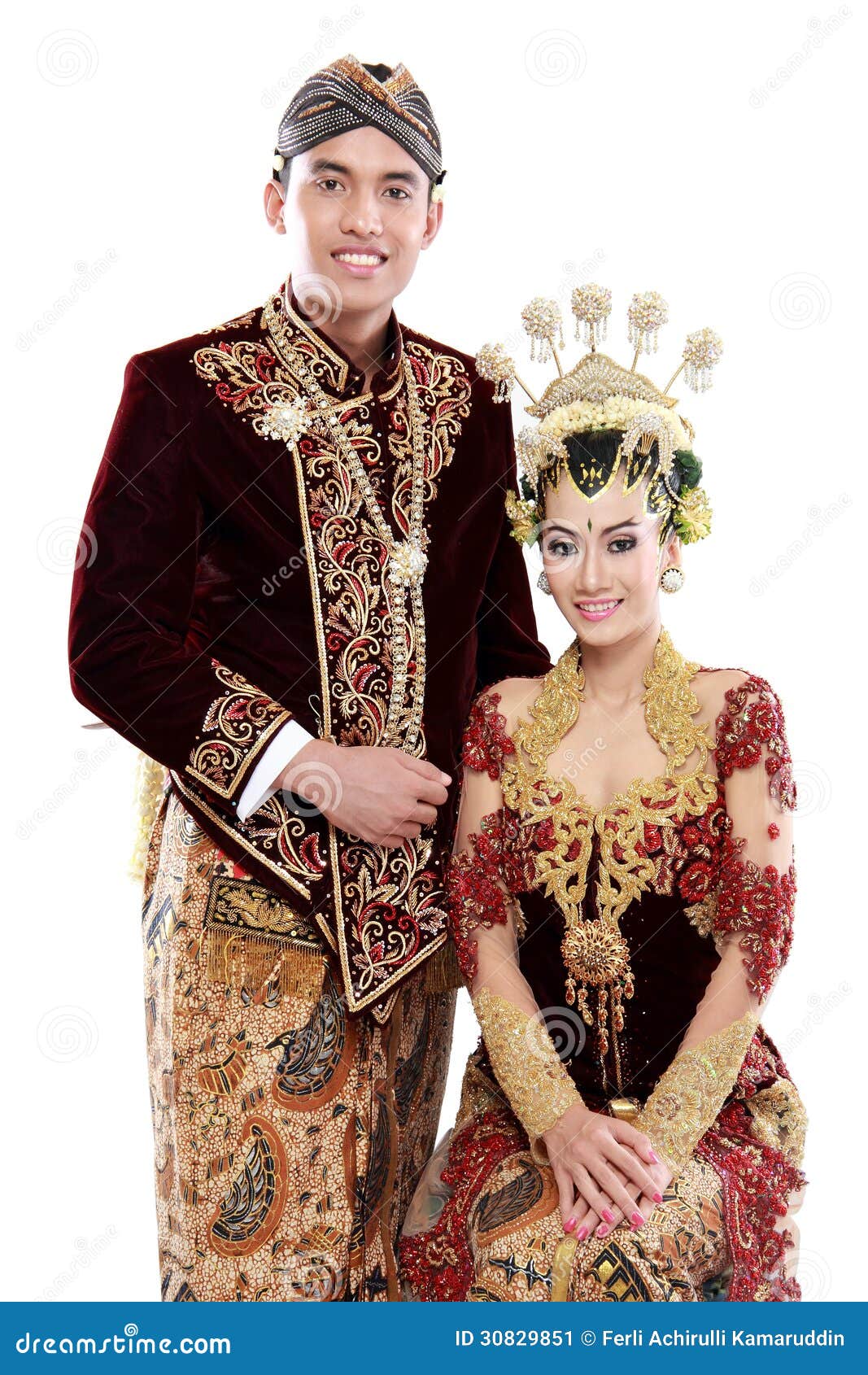 Traditional Java Wedding Couple Stock Image - Image: 30829851