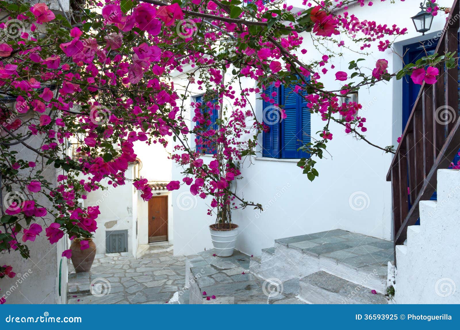 Traditional Mediterranean House Stock Image - Image of flowers ...