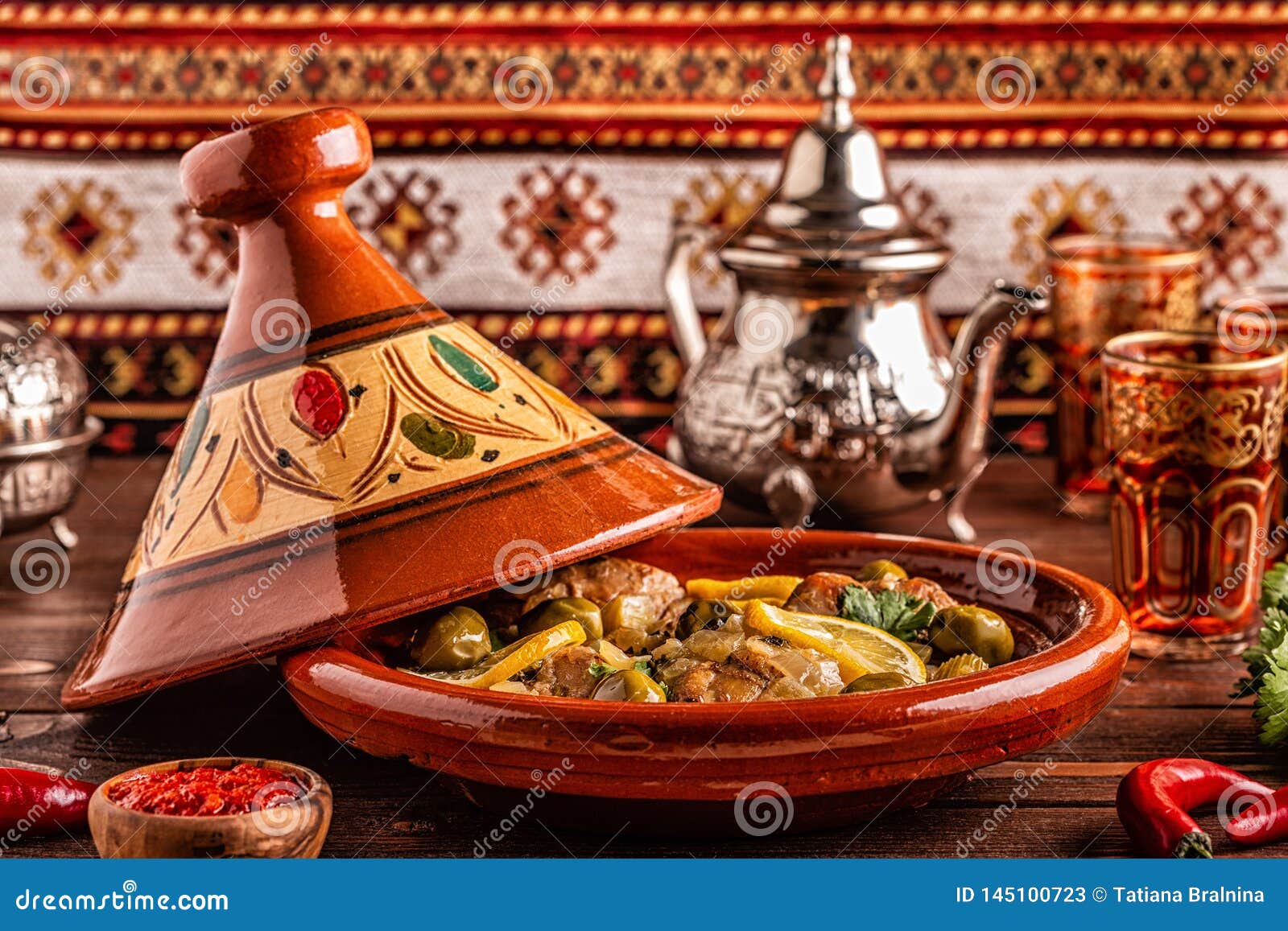 Traditional Moroccan Chicken Tagine with Olives and Salted Lemons Stock ...