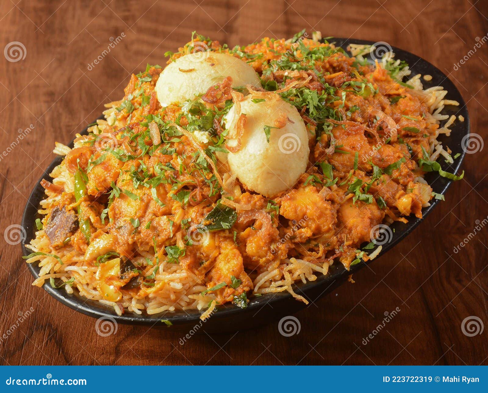 traditional mughal chicken biryani