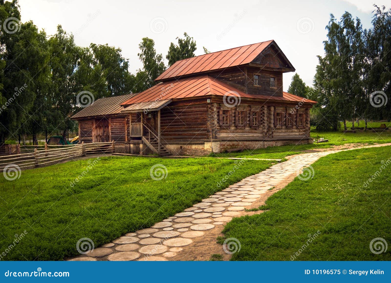 Traditional russian house stock image. Image of russia 10196575