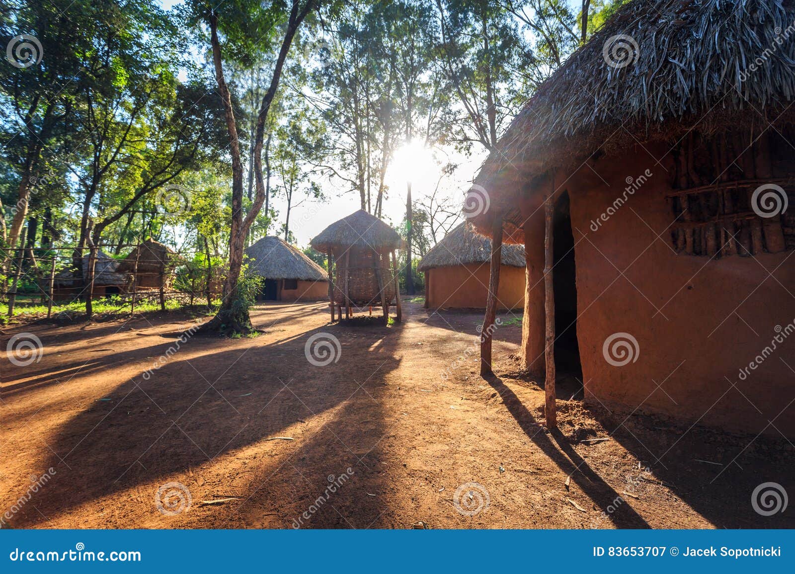 traditional, tribal hut of kenyan people