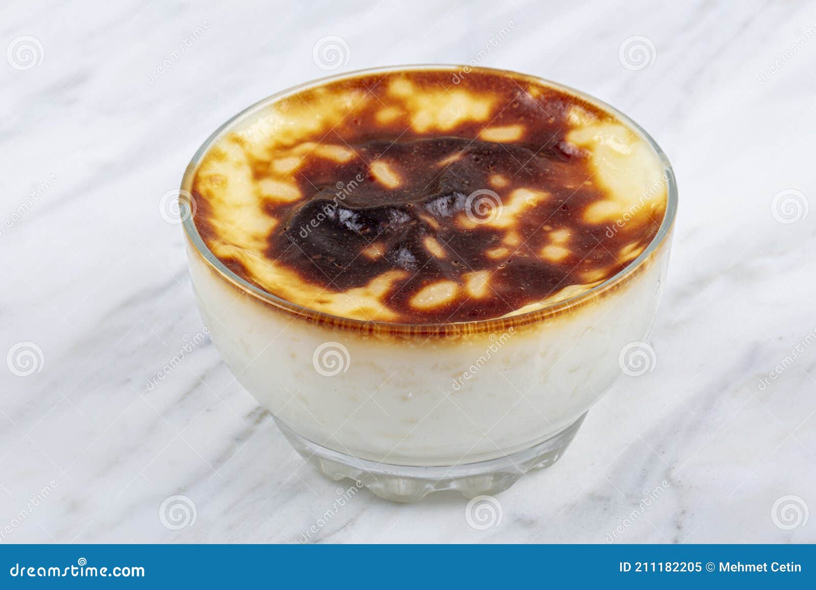 traditional-turkish-oven-rice-pudding-in-a-glass-bowl-marble