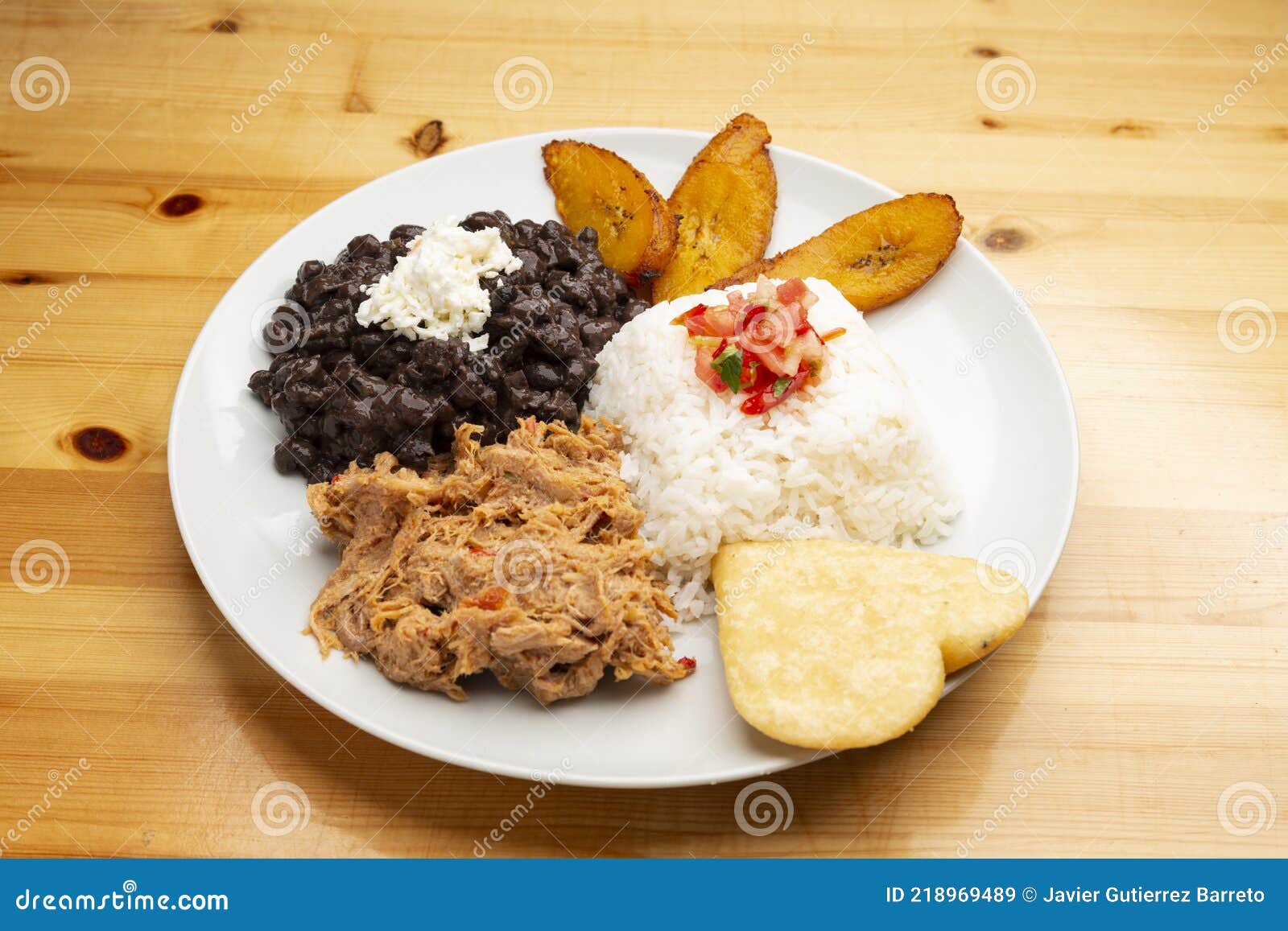 venezuelan dish called pabellon criollo